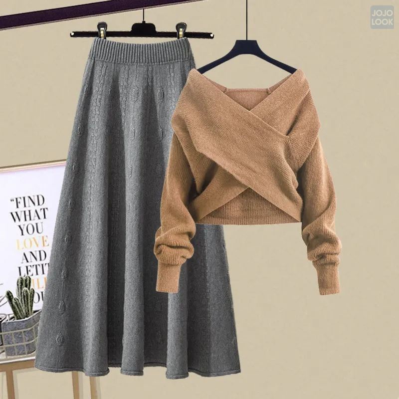 キャメル/セーター++グレー/スカート
