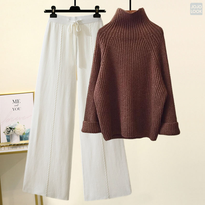 ブラウン/セーター+ホワイト/パンツ