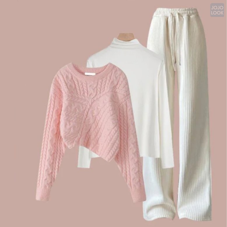 ピンク/セーター+ホワイト/Tシャツ+アイポリー/パンツ